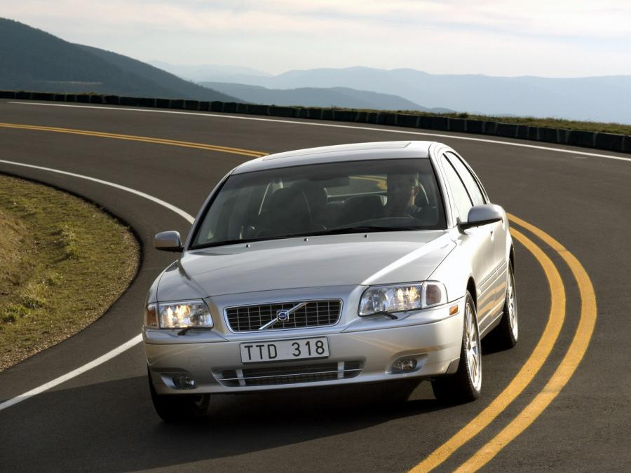  Volvo S80 2003 года  (фото 12 из 31)